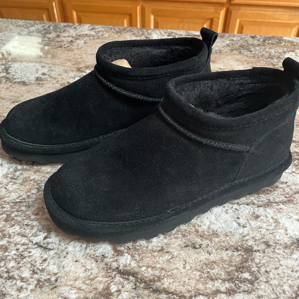 BearPaw Black Suede Ankle Booties